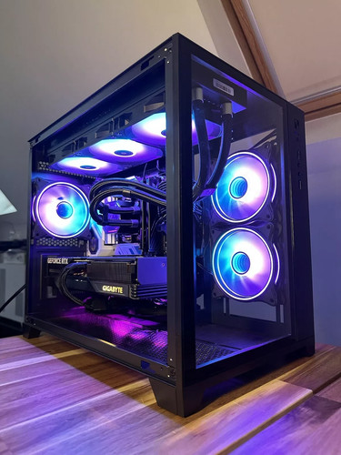 High end gaming - high,